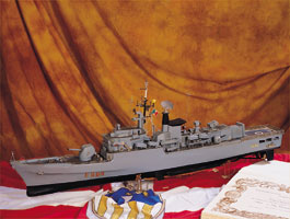 Fregata antisommergibili italiana “Lupo”